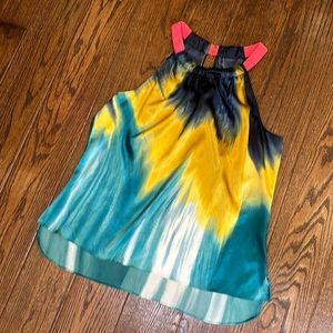 NWT T Tahari Dawn blouse camisole, size large. Gorgeous colors, print Sunflower